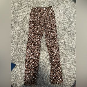 Never worn aerie cross cheetah print leggings